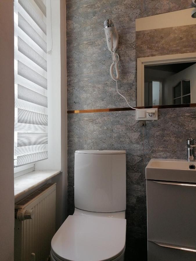 Hostel Tulip - Pokoj Jednoosobowy Nr 1 Ze Wspolna Lazienka I Kuchnia Szczecin Exteriör bild